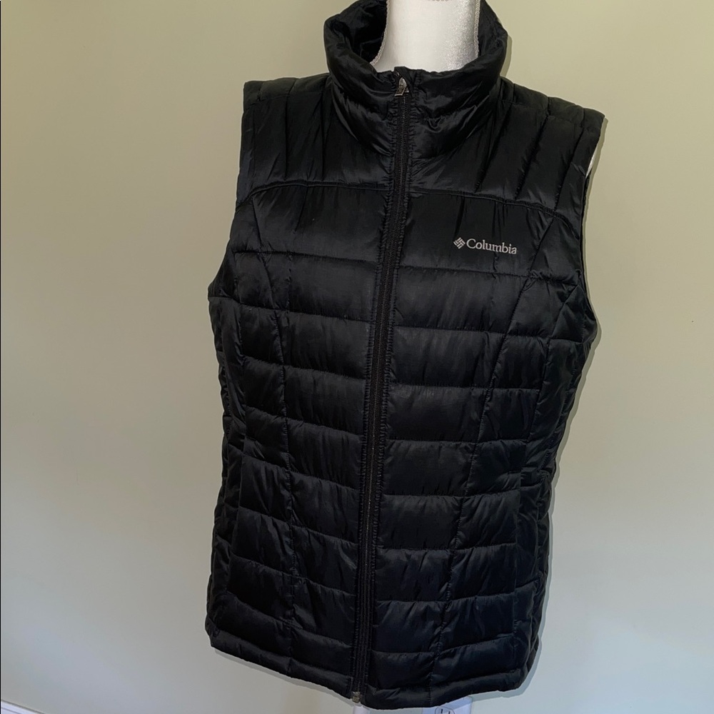 Womens Columbia Quilted Black Thermal Coil Vest Size XL